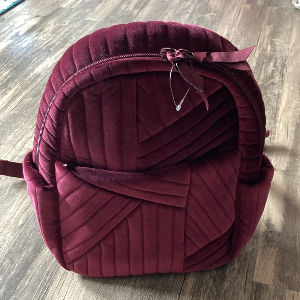 NWT Vera Bradley Small Backpack. Color: Raisin